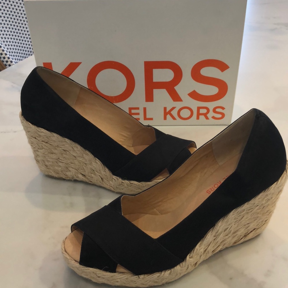 Michael Kors Wedge Espadrille Black. sz 8